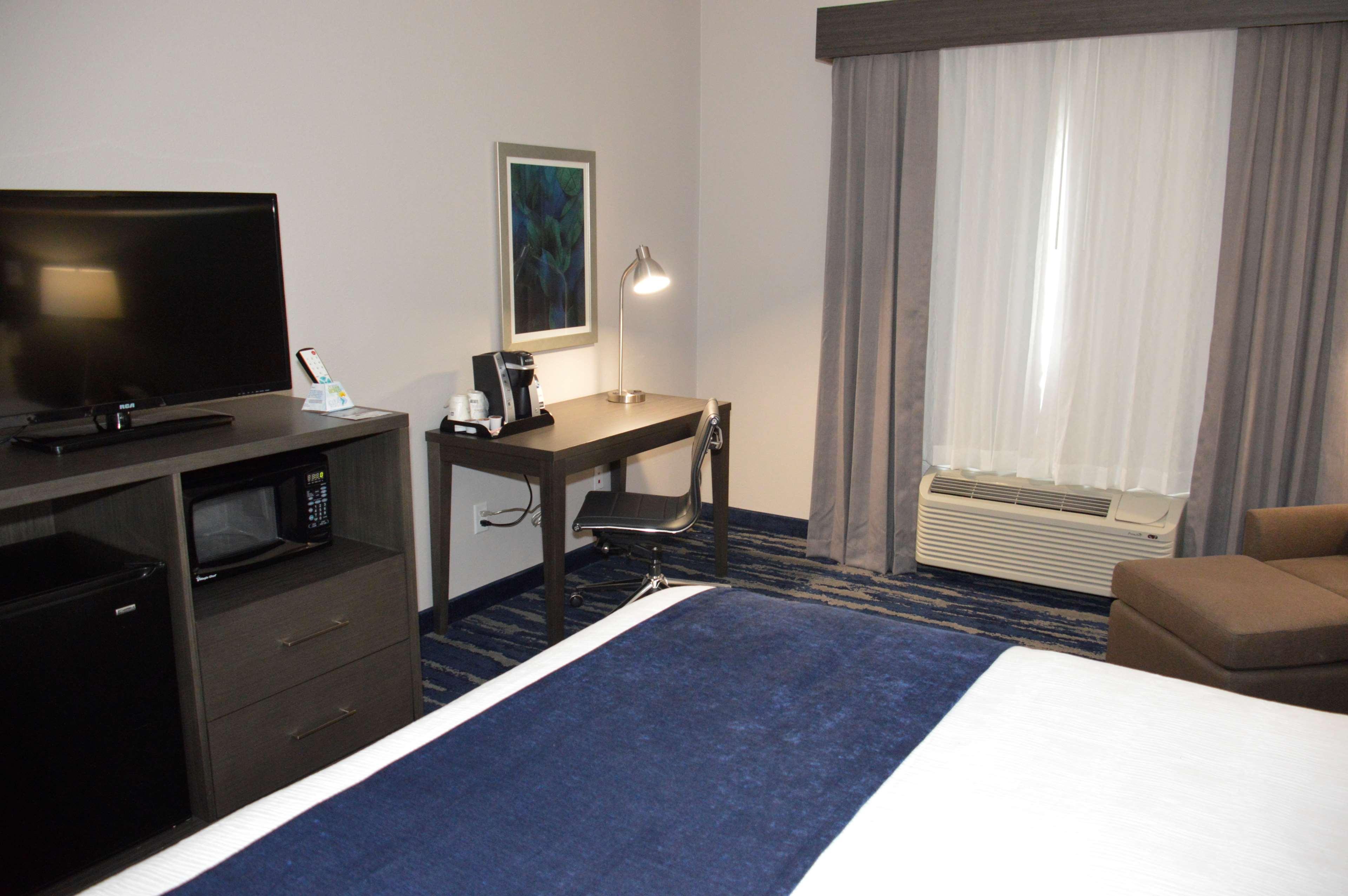 Best Western Plus Rama Inn & Suites La Grande Exterior photo