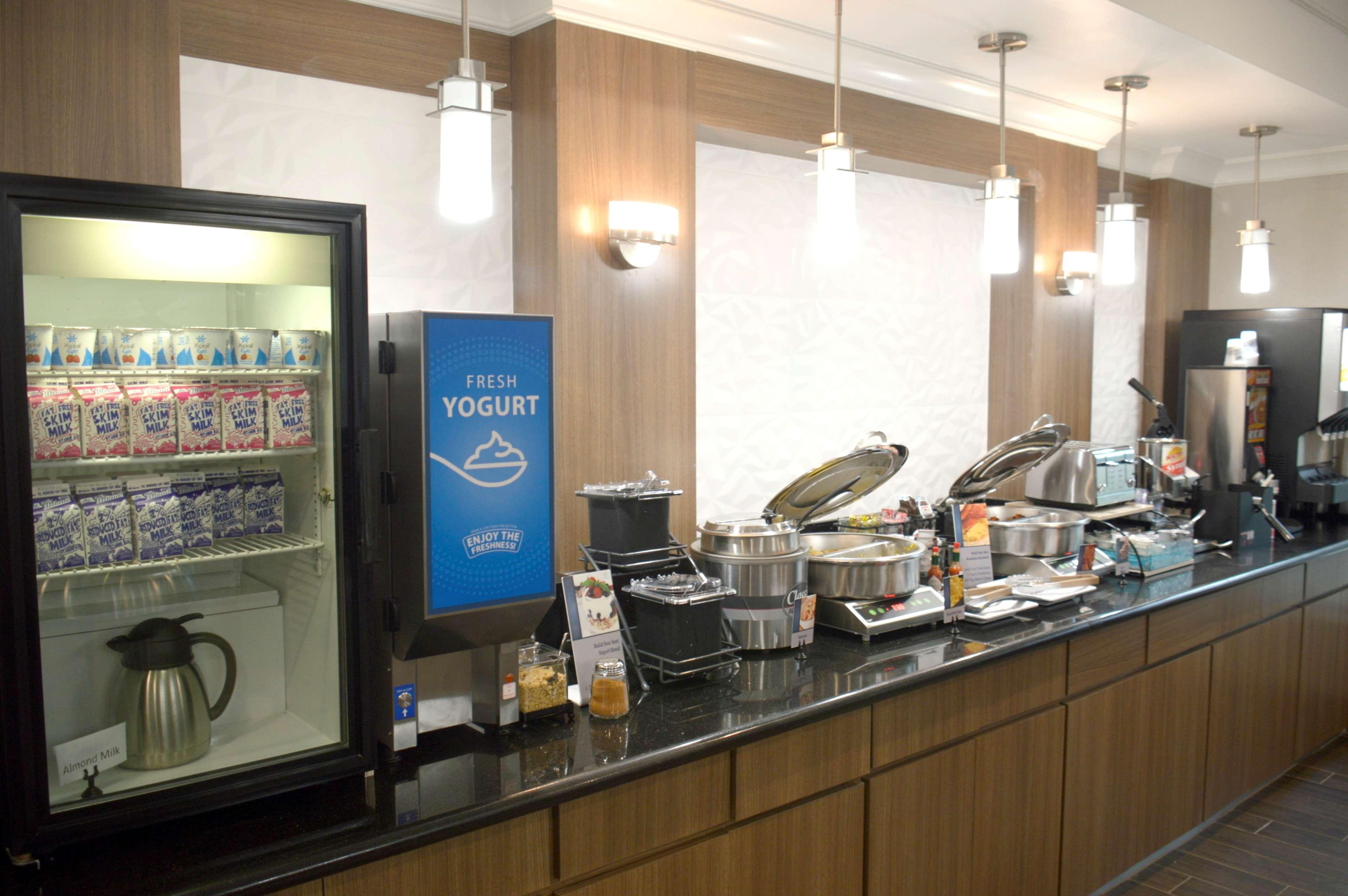 Best Western Plus Rama Inn & Suites La Grande Exterior photo